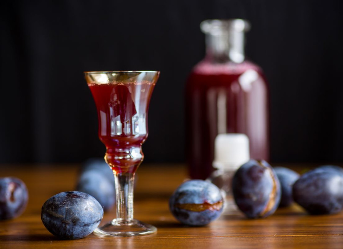 Nalewka ze śliwek węgierek