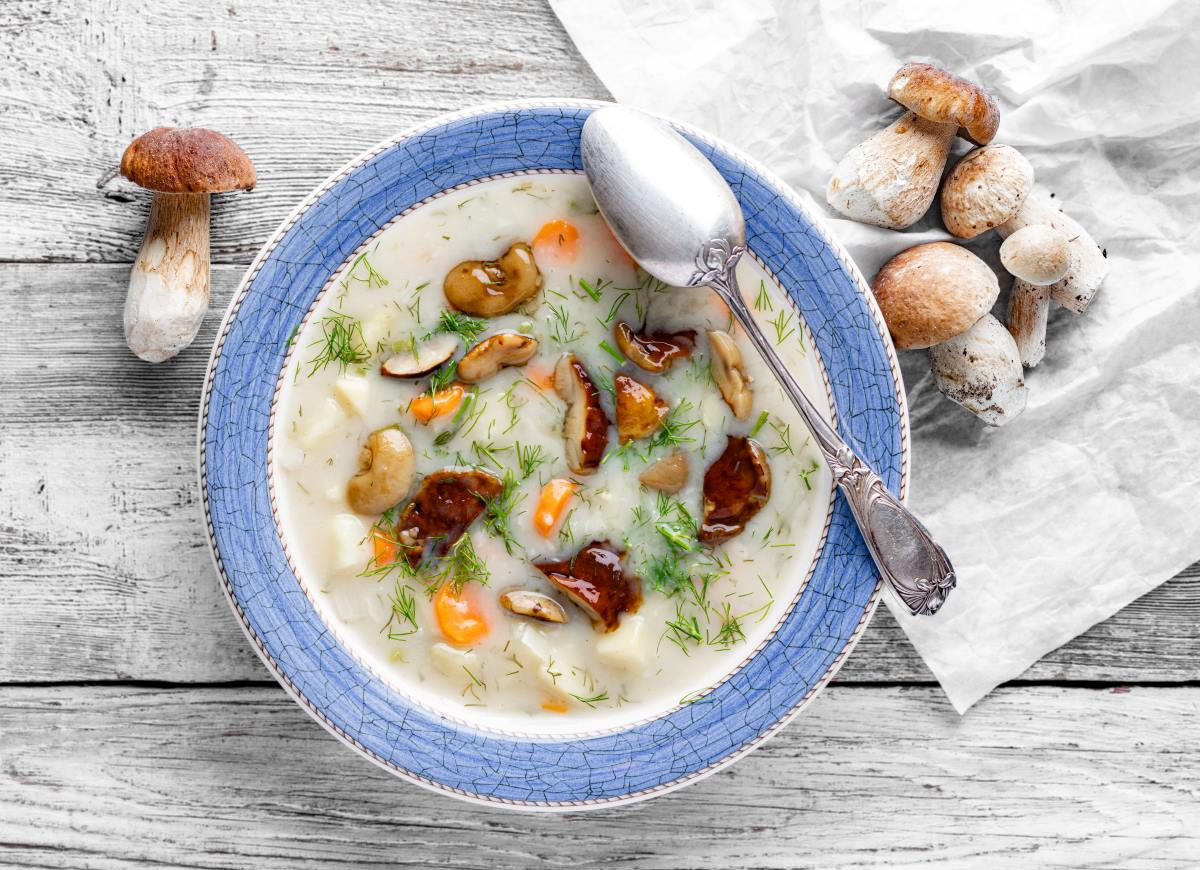 Zupa grzybowa ze świeżych grzybów