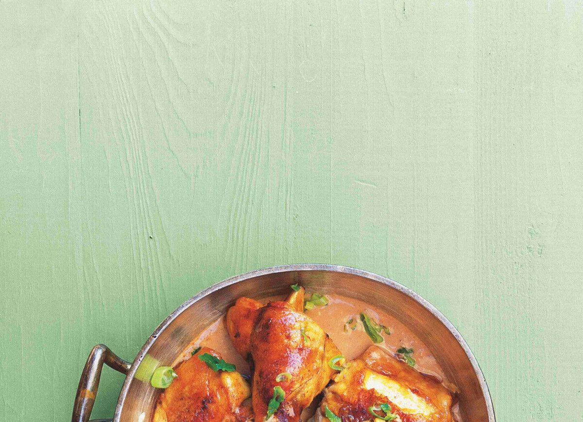 Królik z sosem orzechowym