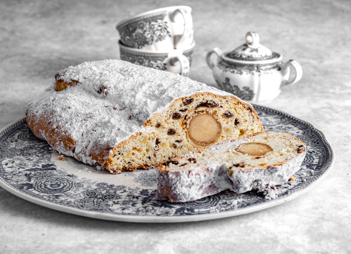 stollen - bożonarodzeniowa strucla drożdżowa
