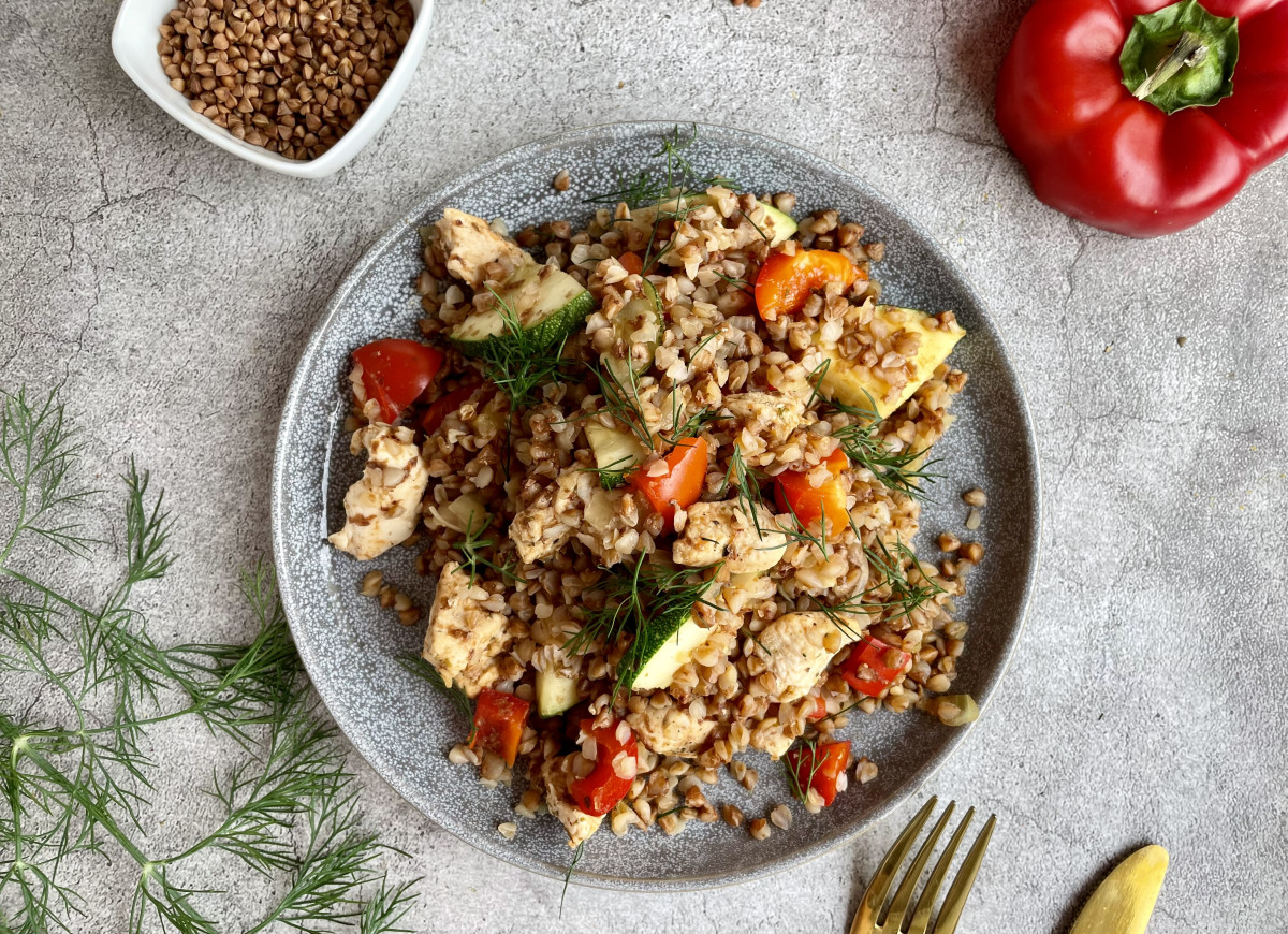 Kasza gryczana z warzywami