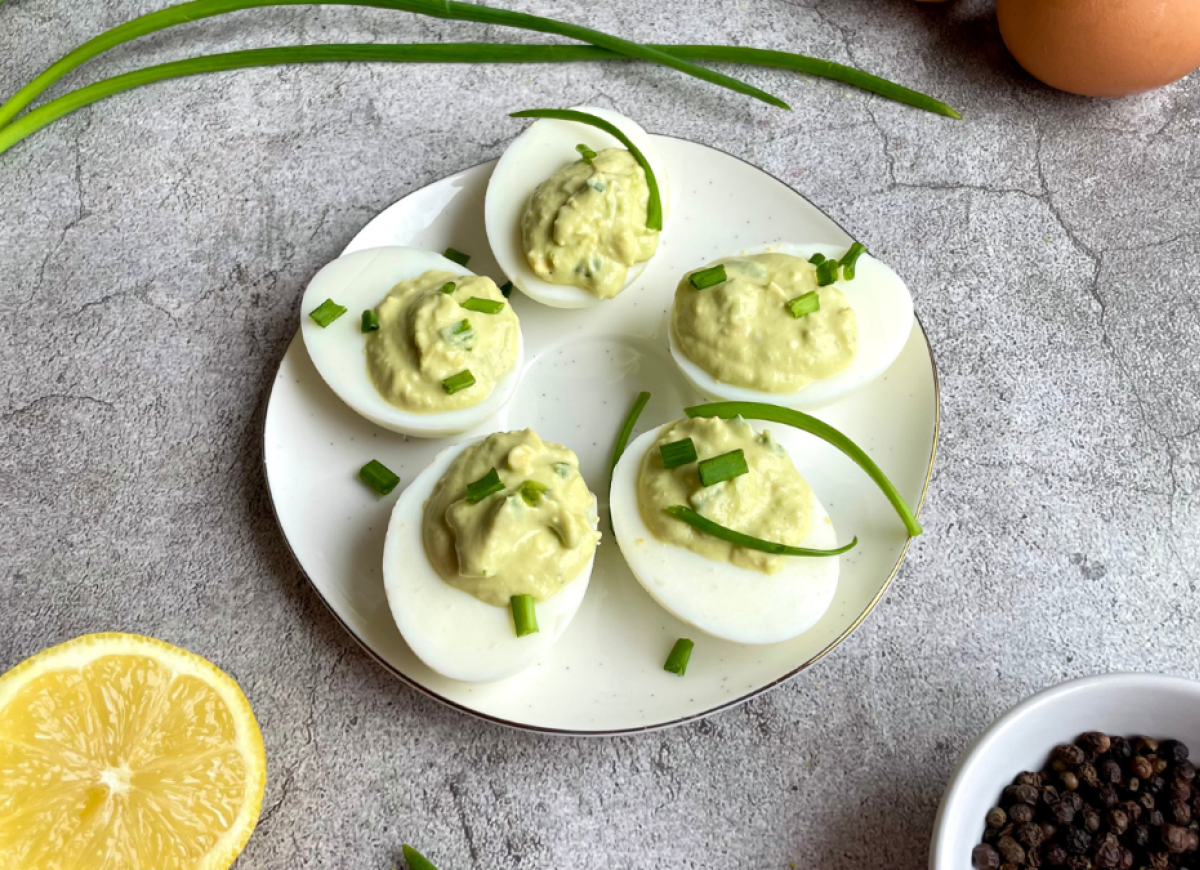 jajka faszerowane awokado