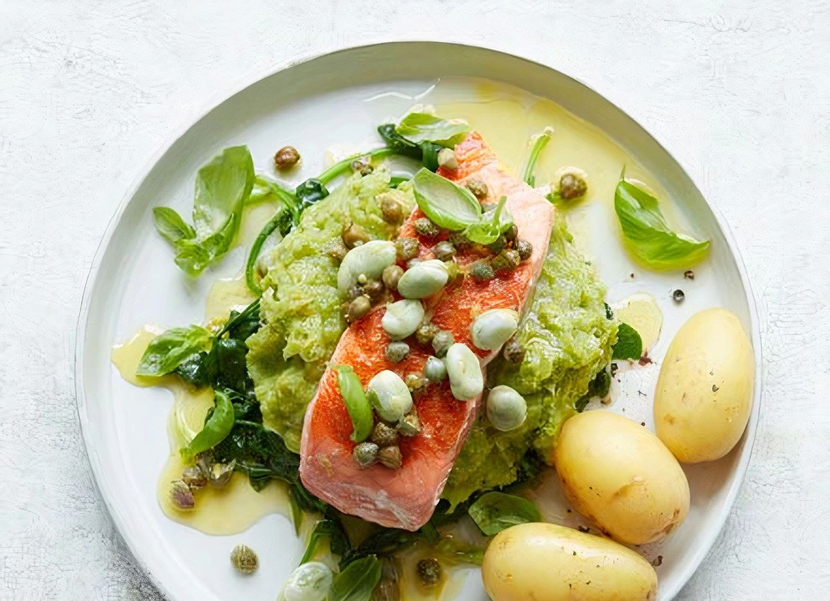 łosoś z sosem cytrynowym i bobem