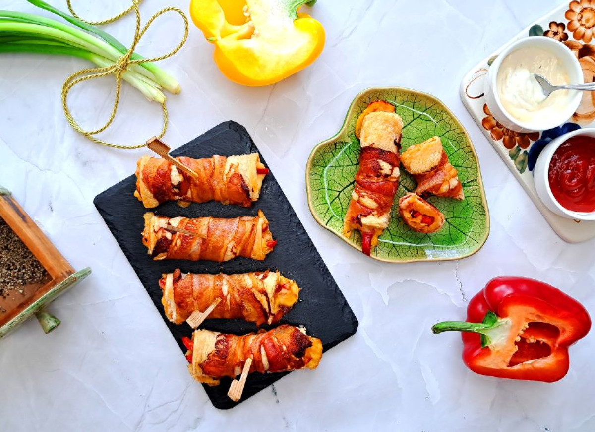 roladki z chleba tostowego