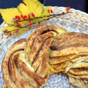 Drożdżowy wieniec cynamonowy (Estoński kringel)