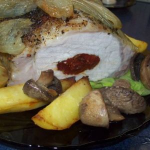 Schab z suszonymi pomidorami