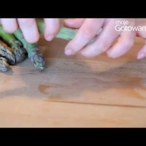 Jak obierać szparagi