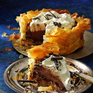 tort-z-ciasta-filo-z-musem-czekoladowym