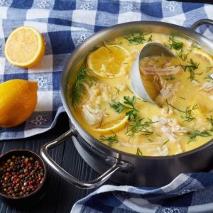 zupa-cytrynowa-z-ryzem