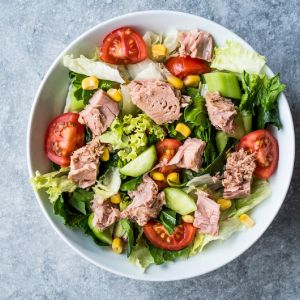salatka-z-tunczykiem