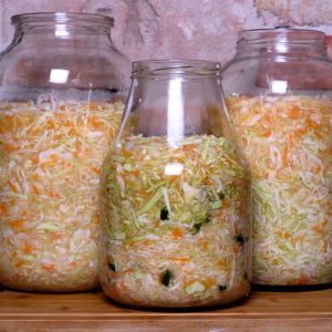 kiszona młoda kapusta