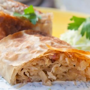 strudel z kapustą