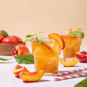 herbata cold brew z brzoskwiniami