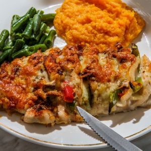 kurczak pod sałatką