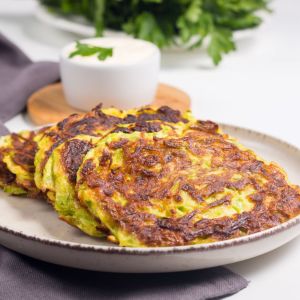 młoda kapusta w cieście naleśnikowym