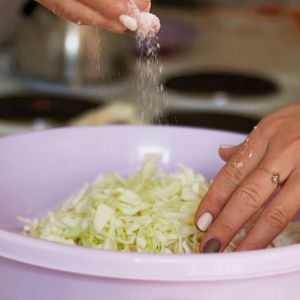 ile soli do kapusty kiszonej