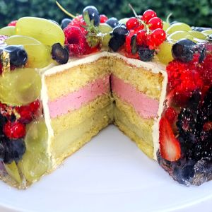 Jelly fruit cake, czyli tort z owocami i galaretką