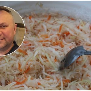 surówka z kiszonej kapusty