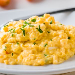 Jajecznica ze śmietanką