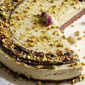 puszysty sernik pistacjowy