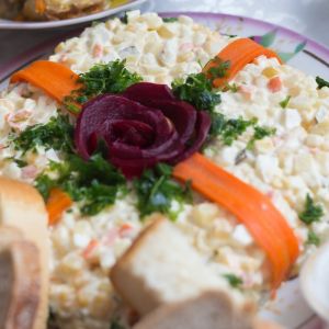 węgierska sałatka śledziowa