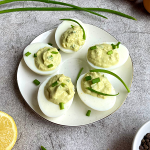 jajka faszerowane awokado