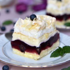 Borówkowa chmurka z książki "Po prostu pycha. Słodkie i słone przepisy"