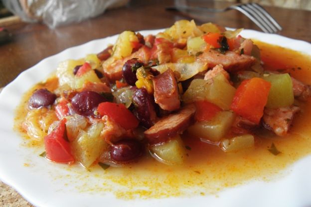 Przepis na pyszne leczo z cukinii