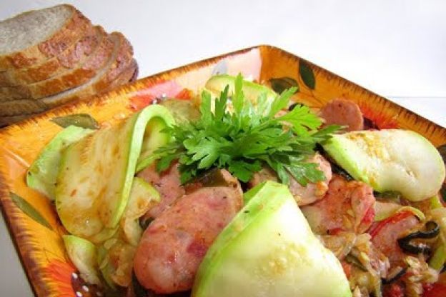 Leczo z cukini z kiełbasą