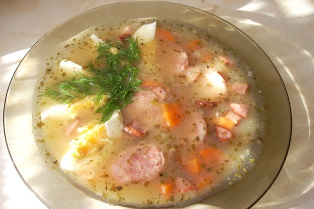 Przepis na żurek wielkanocny