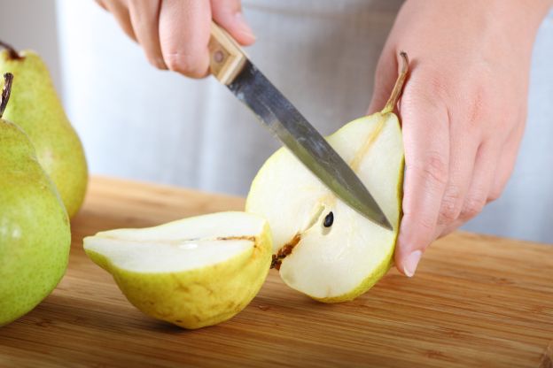 gruszka-krojenie-iStock