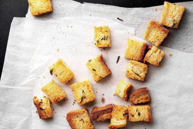 grzanki-zupa-fot.iStock- (2)