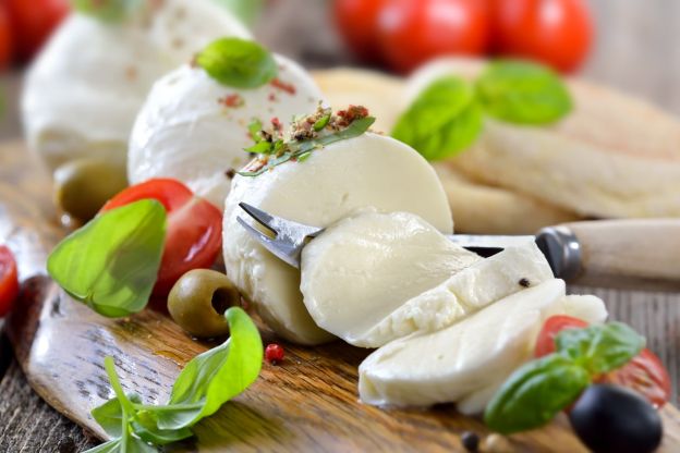 mozzarella-iStock-min