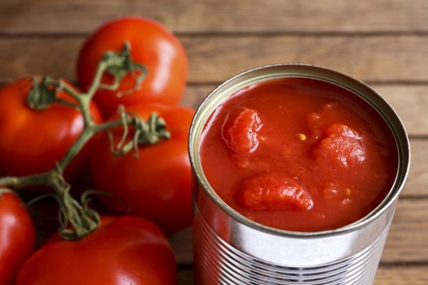 pomidory-z-puszki