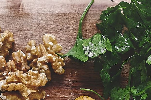 Orzechy i pietruszka