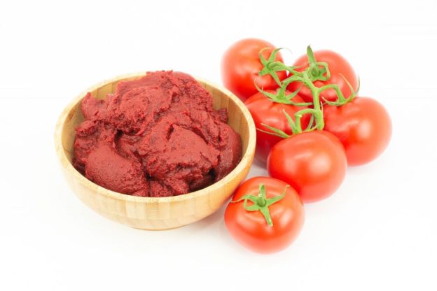 Koncentrat pomidorowy - bigos z białej kapusty