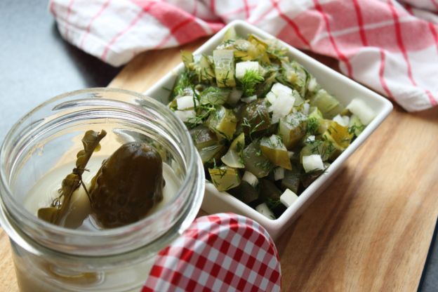 Ogórek kiszony na surówkę