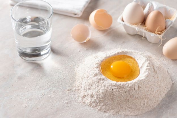 Składniki na domowy makaron