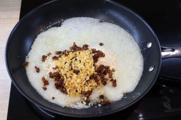 Rogale świętomarcińskie – masa makowa