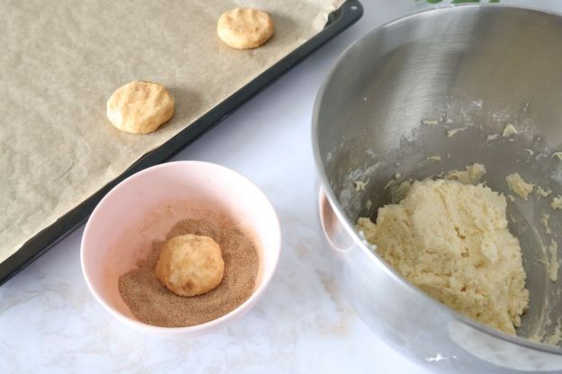 Snickerdoodles – formowanie ciastek