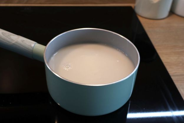 Tort marchewkowy – krem