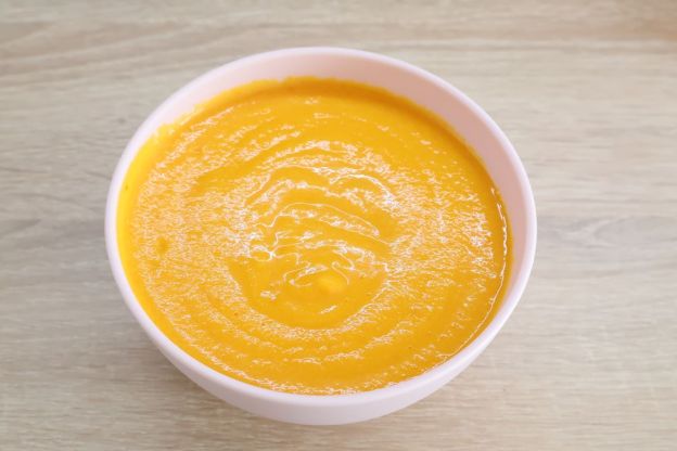 Zupa dyniowa dla niemowlaka – podanie