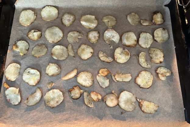 Zupa z topinamburu – chipsy z topinamburu