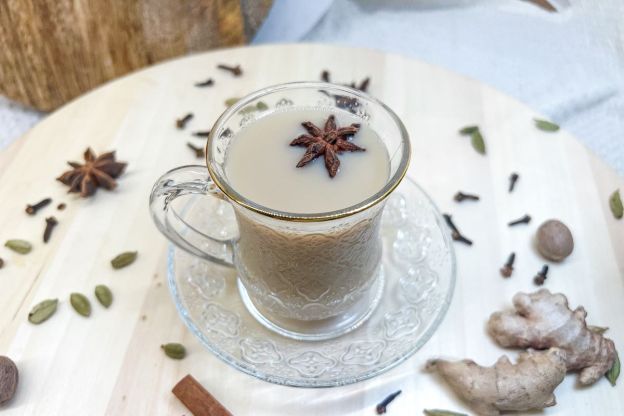 masala chai w szklance