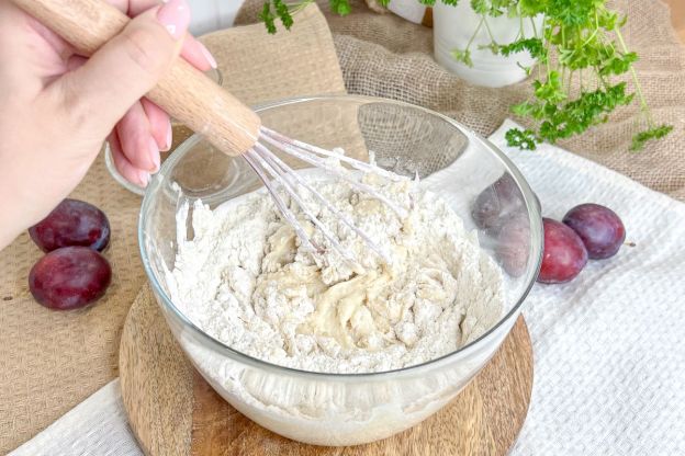 muffinki ze śliwkami - ciasto na muffinki