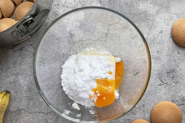 ciasto bananowe bez pieczenia - ucieranie masła