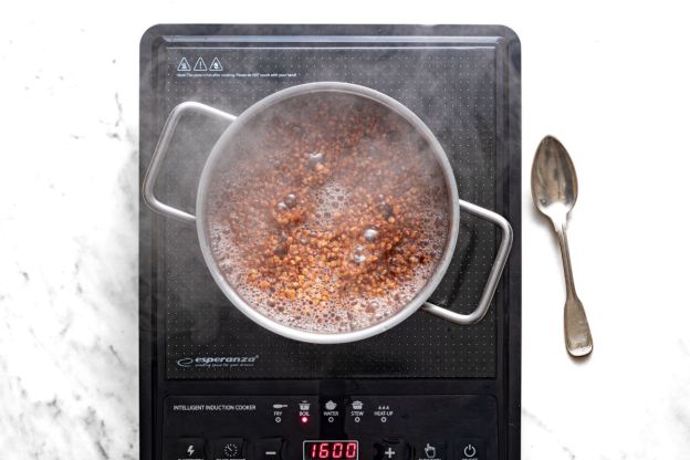 gołąbki wigilijne - gotowanie kaszy