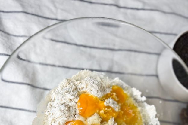 makowiec - ciasto z jajkami