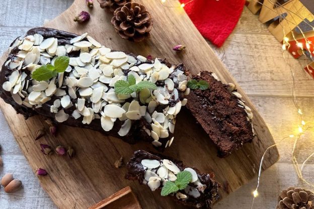 piernik keto - dekoracja