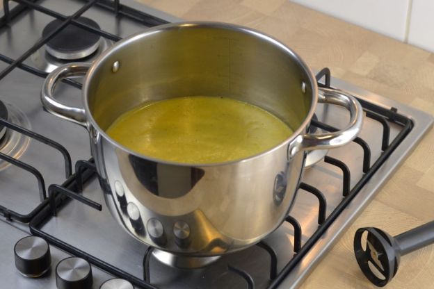 zupa krem z pora - blendowanie